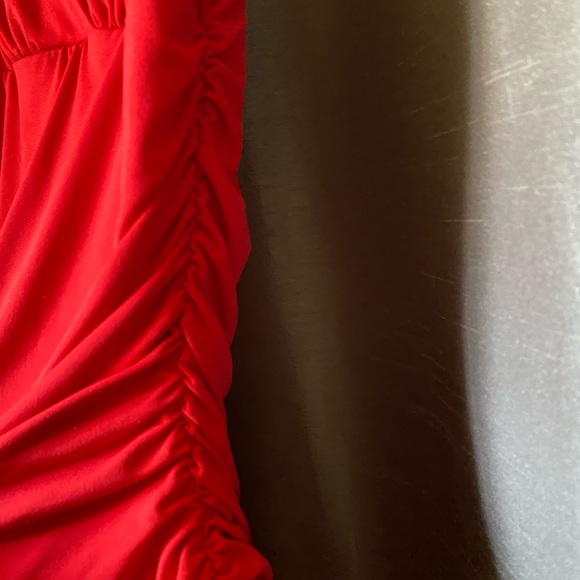 Stunning Red Dress - Picture 10 of 13